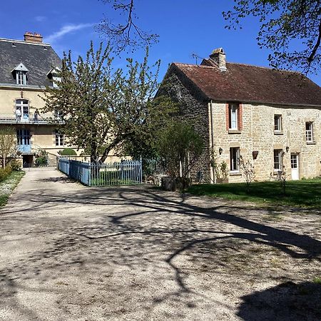 La Closerie De Gigny Maison Templiere Avec Piscine,Jacuzzi Gigny (Yonne) Exterior foto