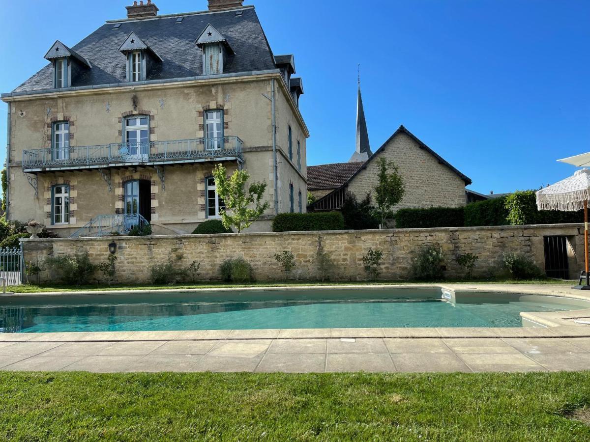 La Closerie De Gigny Maison Templiere Avec Piscine,Jacuzzi Gigny (Yonne) Exterior foto