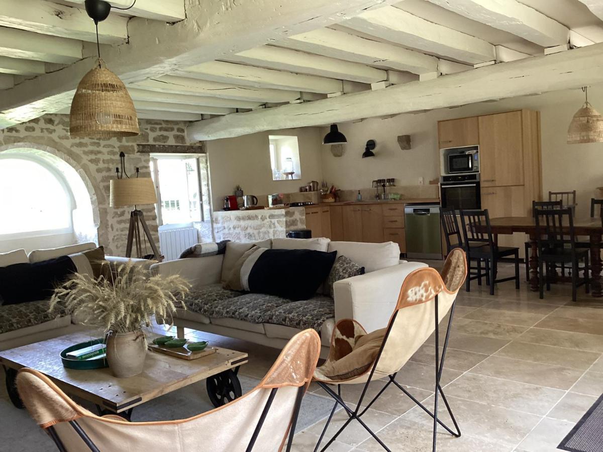 La Closerie De Gigny Maison Templiere Avec Piscine,Jacuzzi Gigny (Yonne) Exterior foto