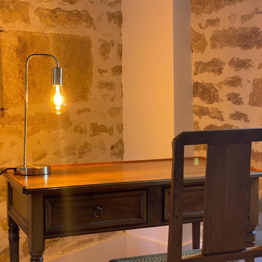 La Closerie De Gigny Maison Templiere Avec Piscine,Jacuzzi Gigny (Yonne) Exterior foto